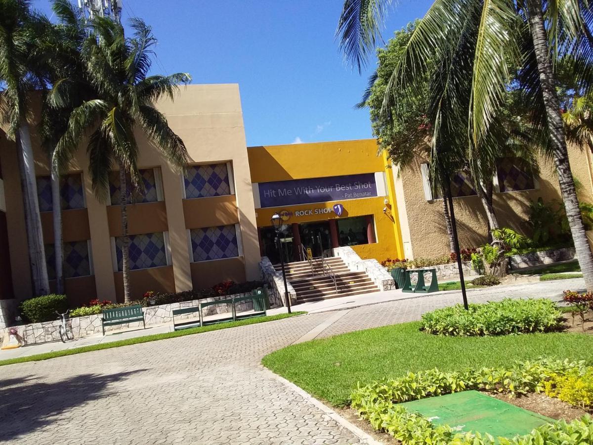 مبيت وإفطار بلايا ديل كارمن Casa Rioja Playacar المظهر الخارجي الصورة